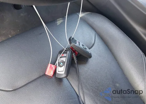 2016 BMW 328I xDrive z USA, uszkodzony, nr VIN WBA8E3G51GNU02448